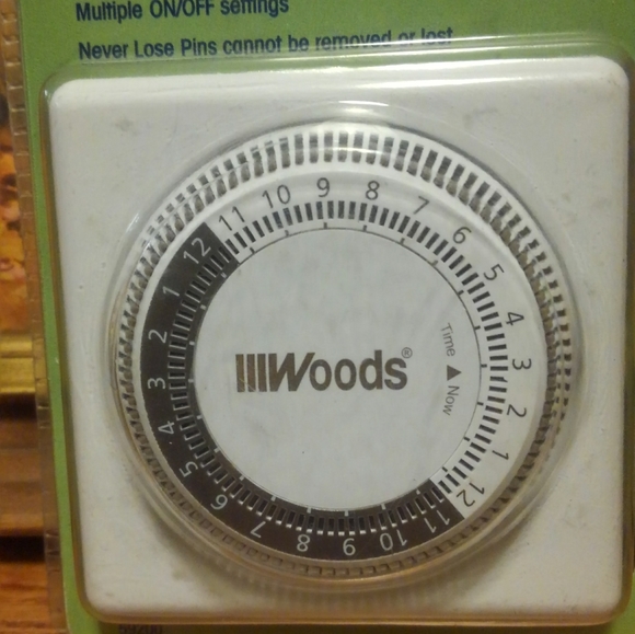 Woods brand Indoor Lighting Timer ⏳ Never Lose Pins Plug in Home 🏡 Timer - Picture 3 of 5